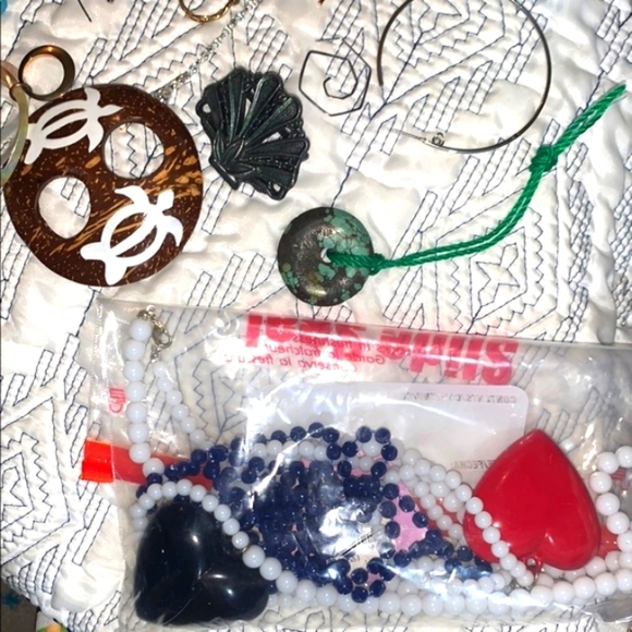 Assorted project items - Picture 8 of 17